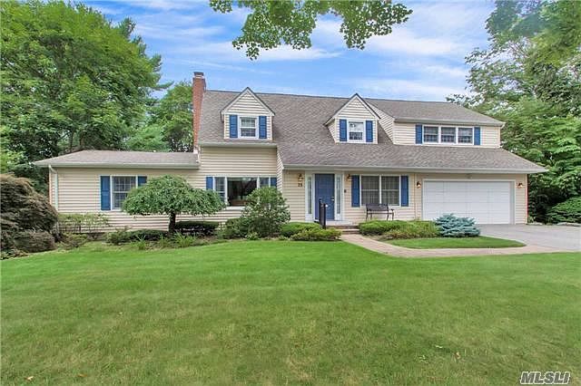 1st image of 15 Holly Ln