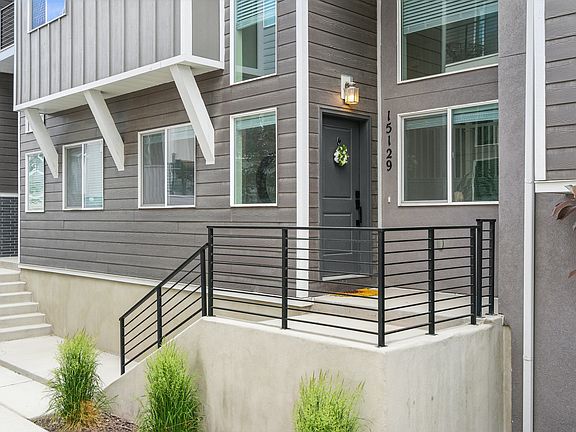 3rd image of 15129 S Halter Way