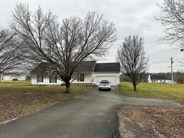 1858 Russellville Rd, Morgantown, KY 42261