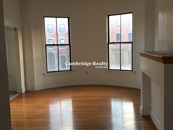 4th image of 669 Massachusetts Ave #2T