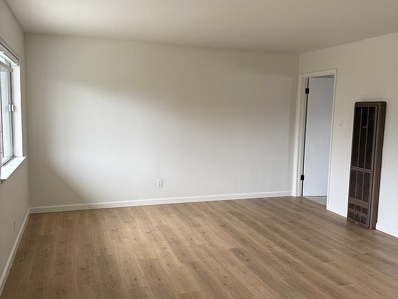 4th image of 681 1st St W APT 6