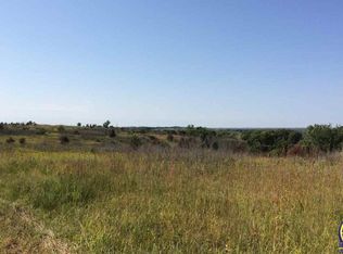 SW 10th Ave, Topeka, KS 66615