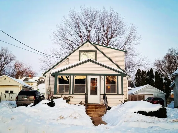 322 10th Ave NE, Rochester, MN 55906