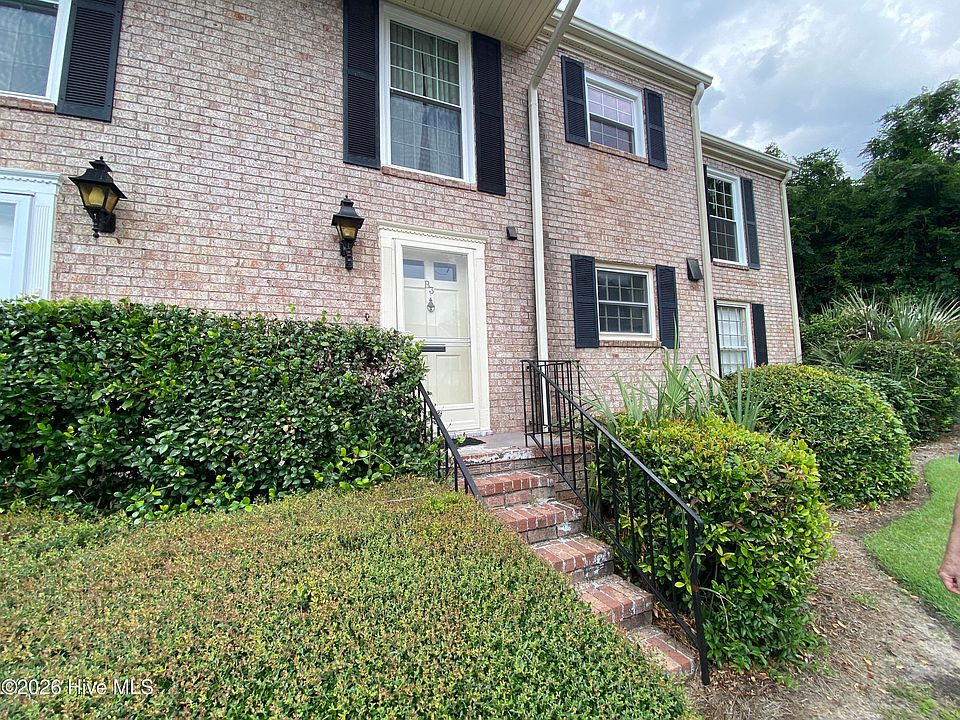 1st image of 1010 Hickman Road #B3