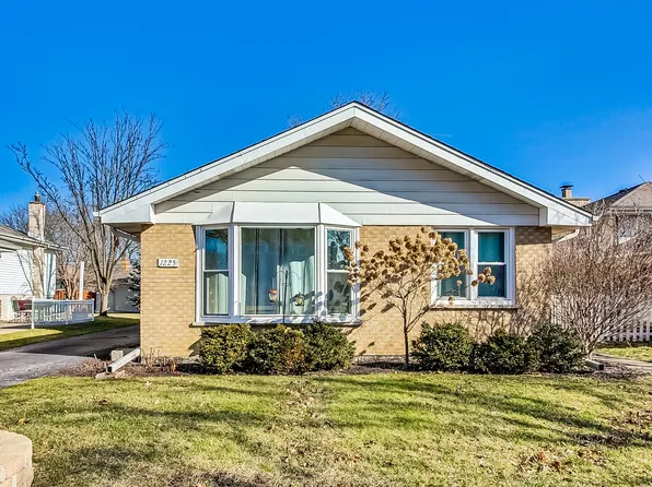 1225 Raymond Ave, La Grange Park, IL 60526