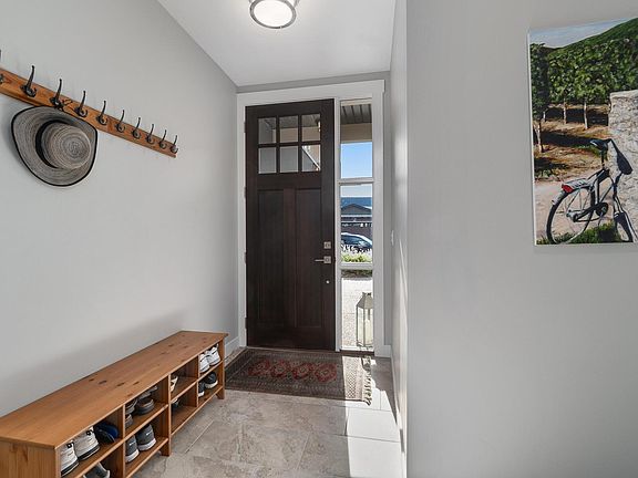 4th image of 1870 Rosealee Ln #21