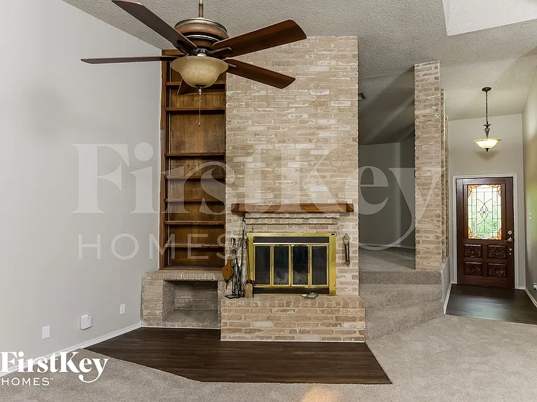 303 Mountain Echo — Photo 3