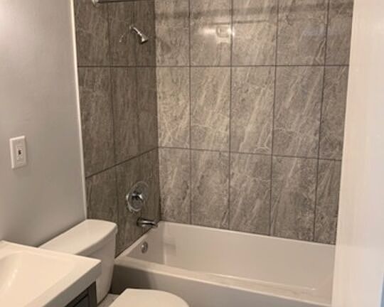 4th image of 11643 Acacia Ave APT D