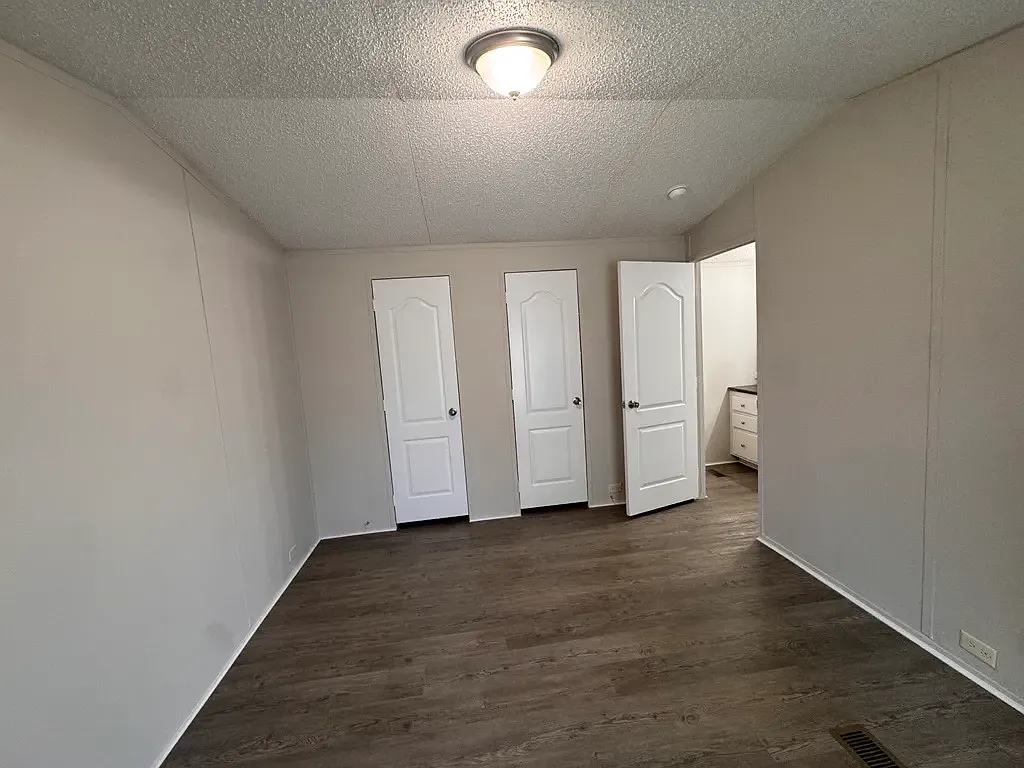 3 bed, 960 sqft, $950 — Photo 4