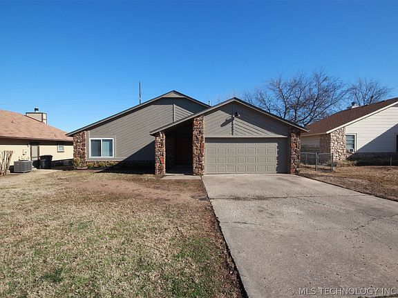 2nd image of 13977 S Poplar Pl