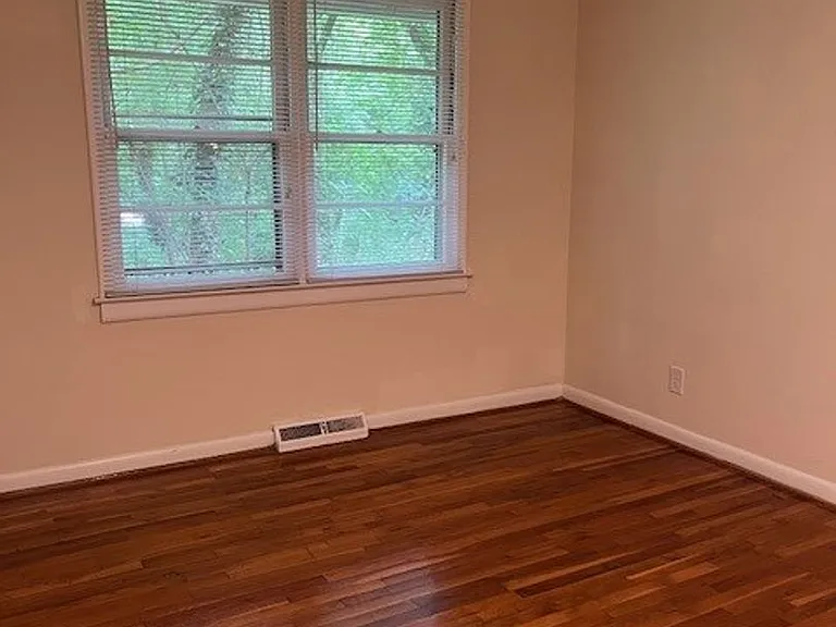 117 Purefoy Rd — Photo 15