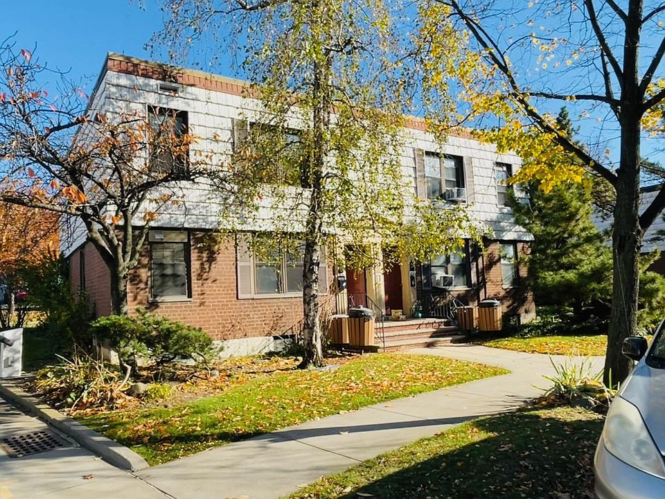 1st image of 7131 Park Dr E #1A