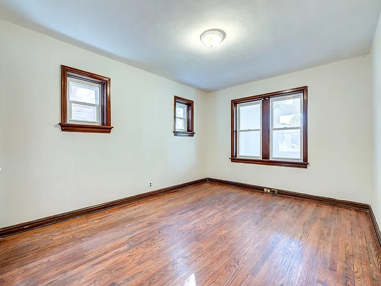 3754 Dunnica Ave — Photo 18