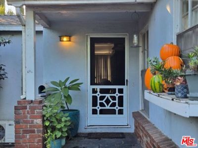 5105 Cartwright Ave, North Hollywood, CA, 91601