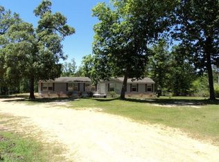 135 Jones Rd, Poplarville, MS 39470