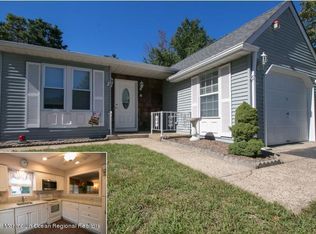 4 Brookview Ct #61, Whiting, NJ 08759