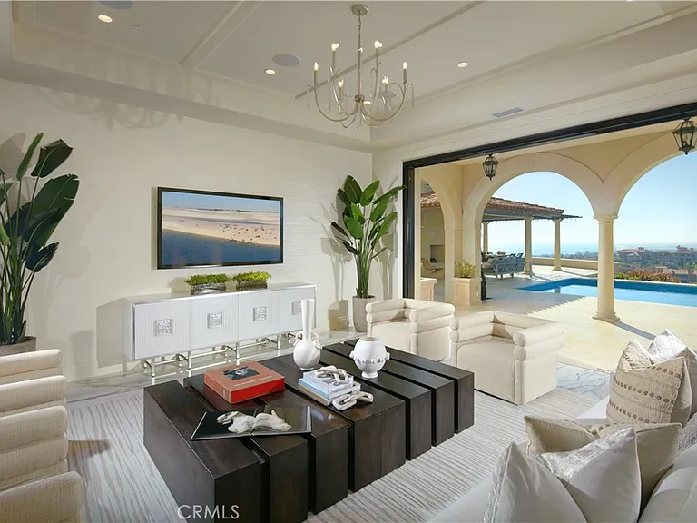 3 Del Mar — Photo 9
