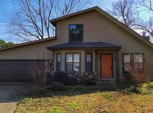 16 Hickory Pl, Maumelle, AR 72113
