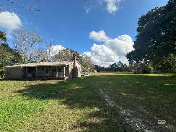 9520C Four Mile Rd, Irvington, AL 36544