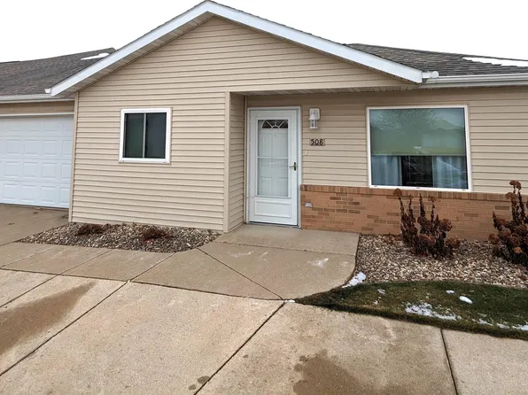 508 4th St SE, Waukon, IA 52172