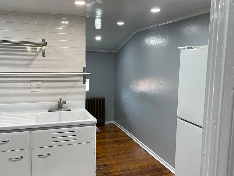 717 Park Ave #4F — Photo 13