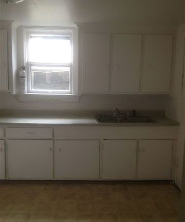 610 Egleston #5