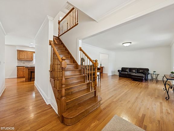 5th image of 3604 Caine Dr