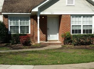 821 Masters Trl, Newport News, VA 23602