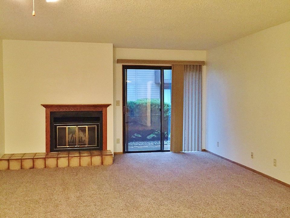 Dining/Living Room Combo