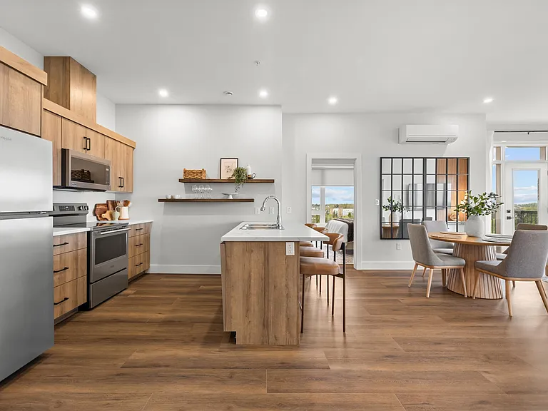 25 Capital Dr #THE EMERALD — Photo 12