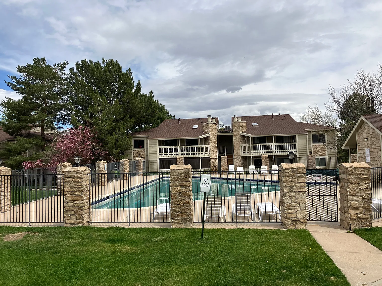 1 bed, 701 sqft, $1,500 — Photo 1