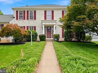 3219 Grassmere Ct, Oak Hill, VA 20171