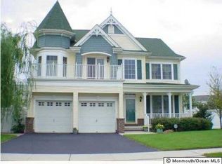 1 Sandpiper Dr, South Amboy, NJ 08879
