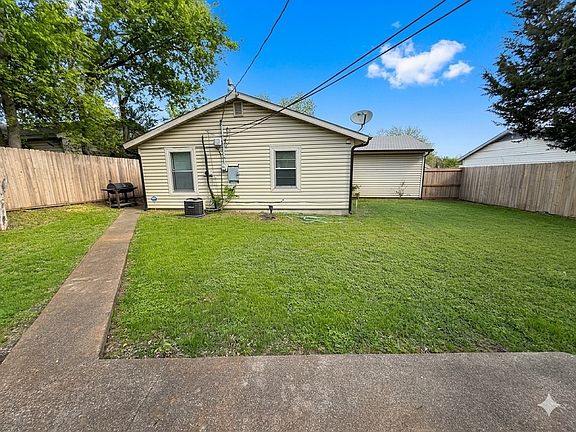 2nd image of 780 Emberwood Dr