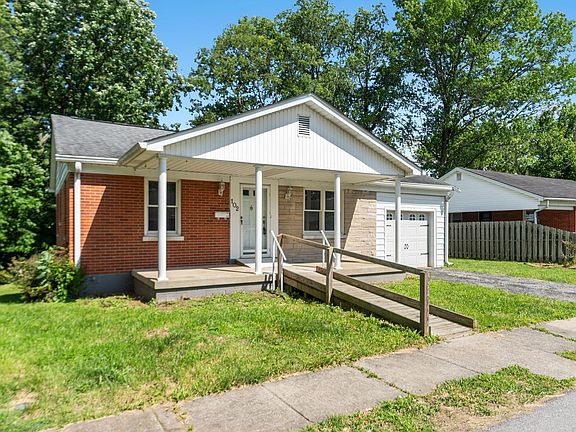 2nd image of 102 Leesway Ct