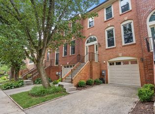 1355 Templeton Pl, Rockville, MD 20852