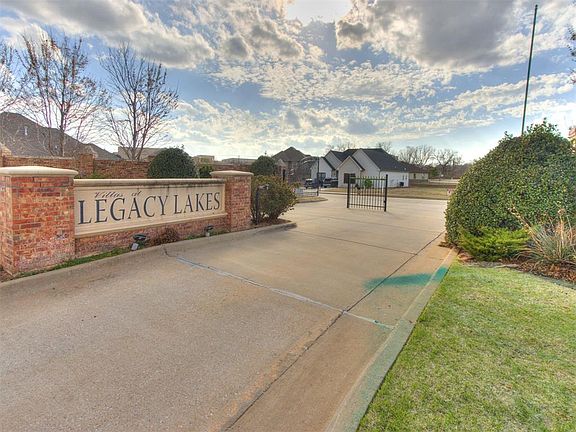 4th image of 1305 Katelyn Ct