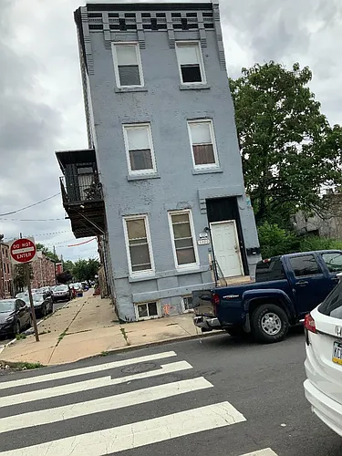 1300 N 18th St Photo 1
