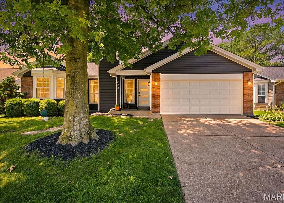 1st image of 834 Spring Hill Farm Dr