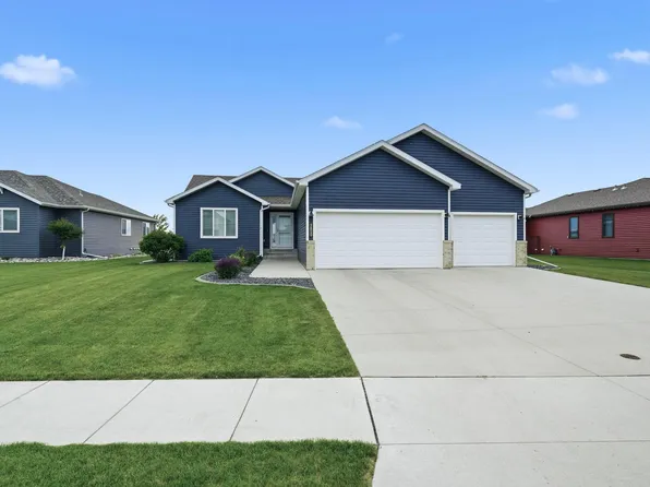 2829 14th St W, West Fargo, ND 58078