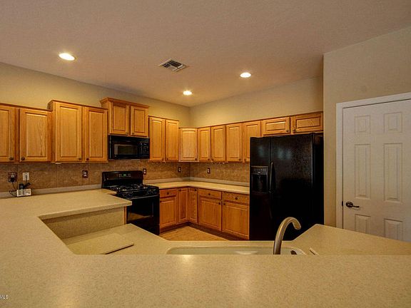 4th image of 735 W Camino Del Rosal