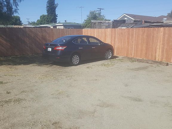 3rd image of 3270 Greely Ave #3270