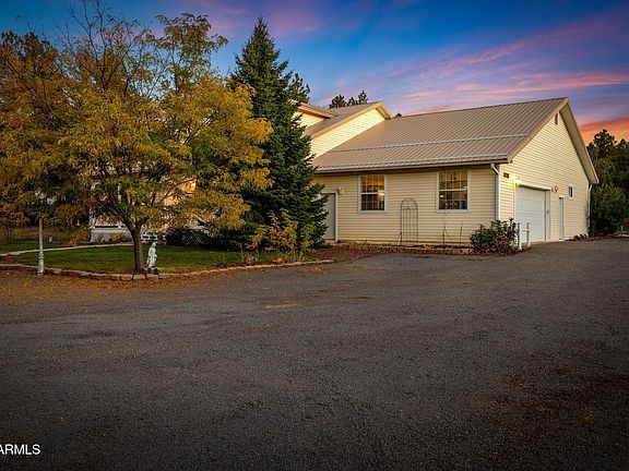 3rd image of 2865 Penney Lane