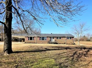 1017 Mike Muncey Rd, McMinnville, TN 37110