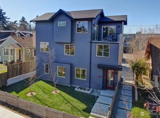 2639 41st Ave SW, Seattle, WA 98116