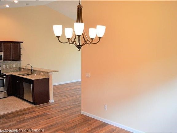 4th image of 5363 Pebble Beach Dr