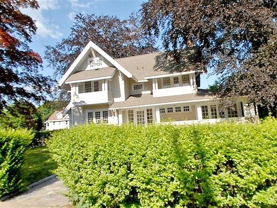 2nd image of 141 Springdale St #House