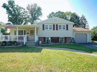 424 Hood Dr, Canfield, OH 44406