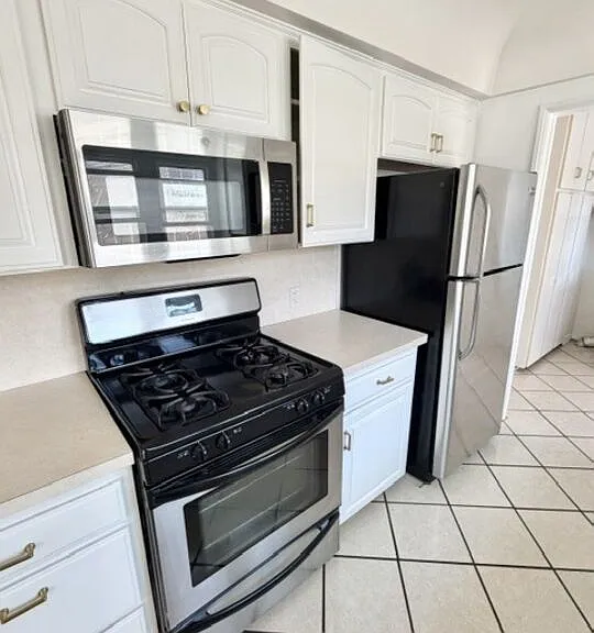 3439 W 84th Pl — Photo 7