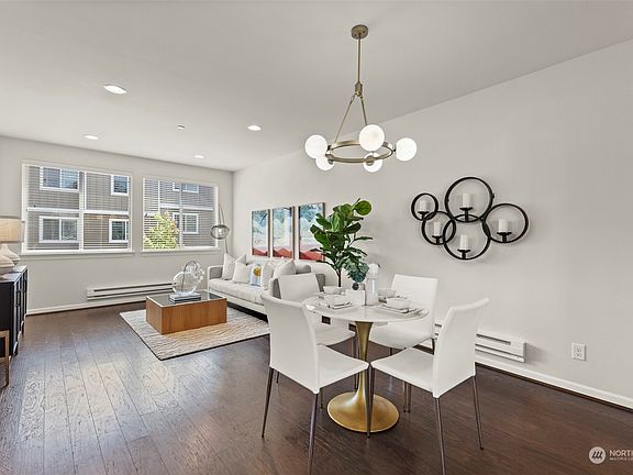 4th image of 2547 Mulberry Walk NE